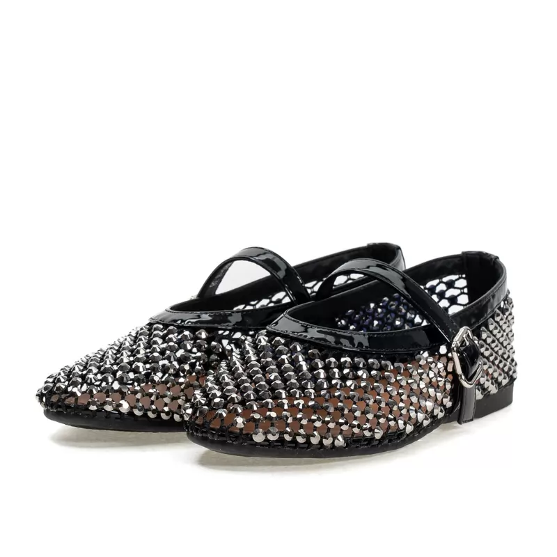 Ballet flats.