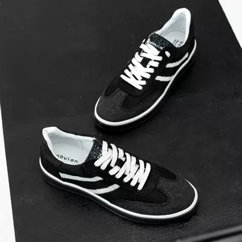 Men's sneakers