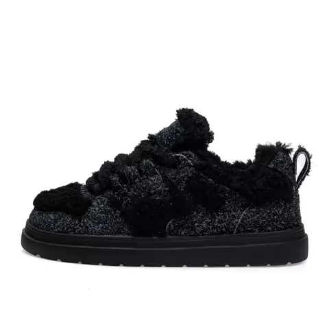 Women's sneakers