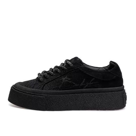 Women's sneakers