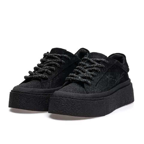 Women's sneakers