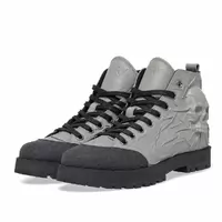 DUST Grey