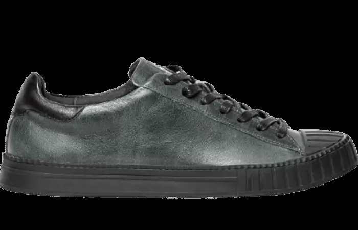 Men's sneakers