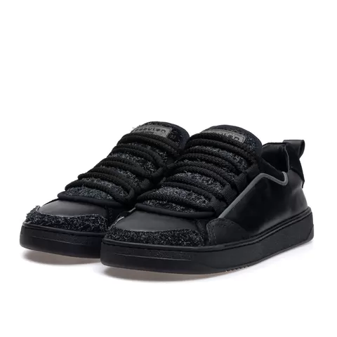 Women's sneakers