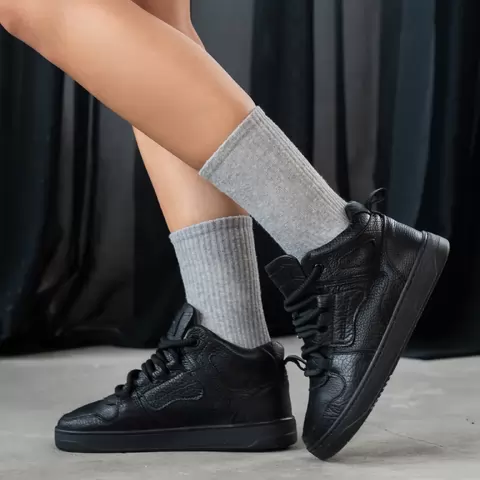 Women's sneakers