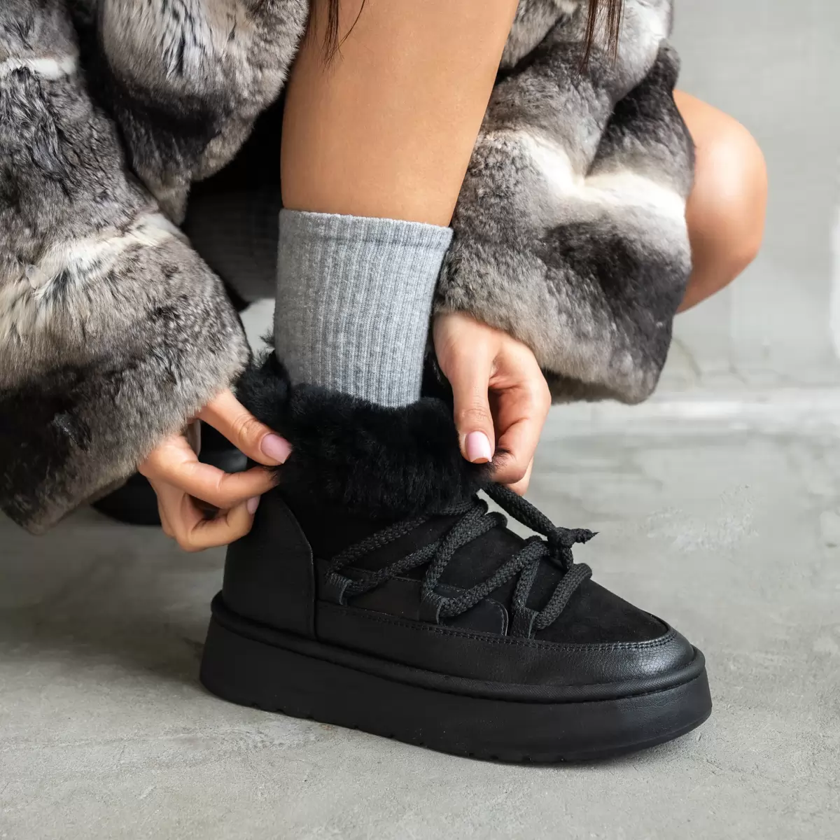 Women's Ugg boots.