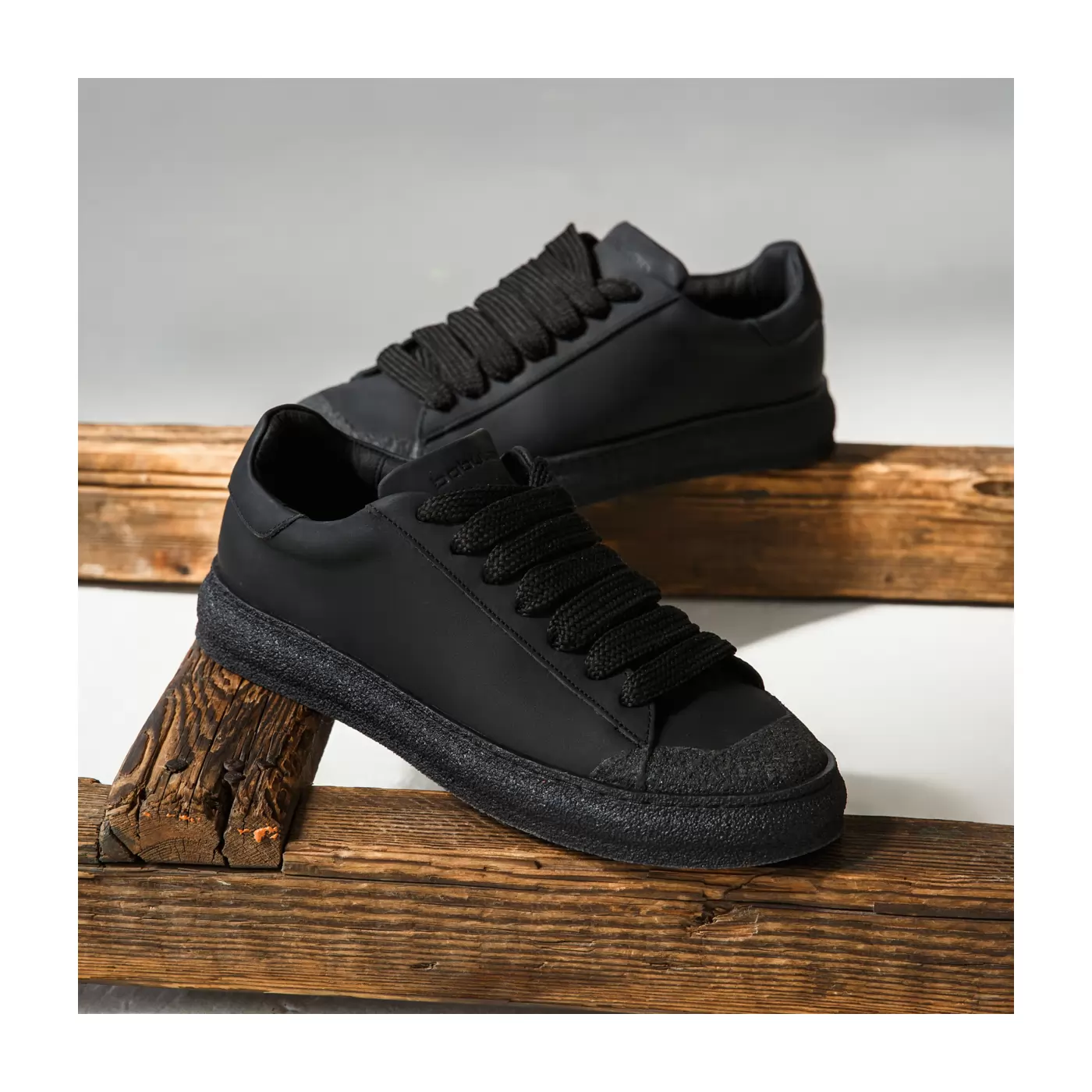 Men's sneakers