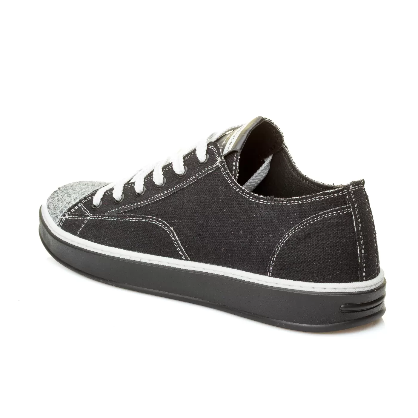 Men's sneakers