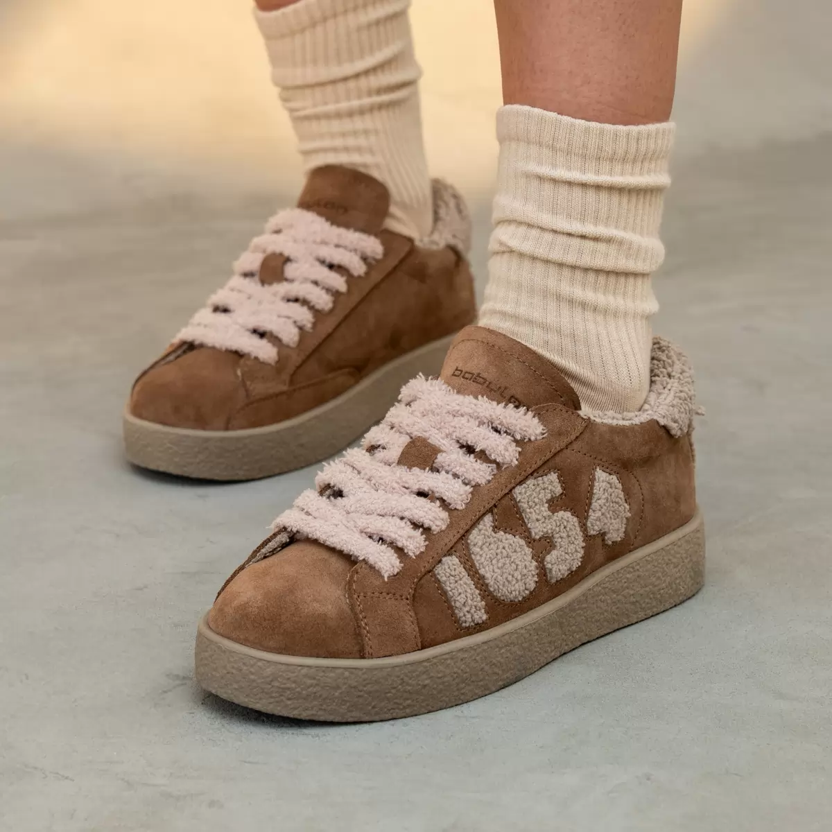 Women's sneakers