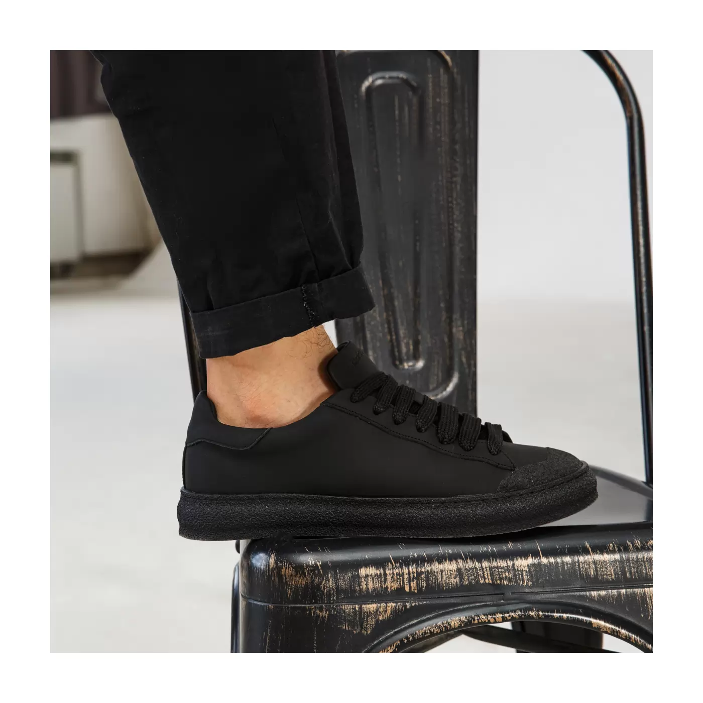 Men's sneakers
