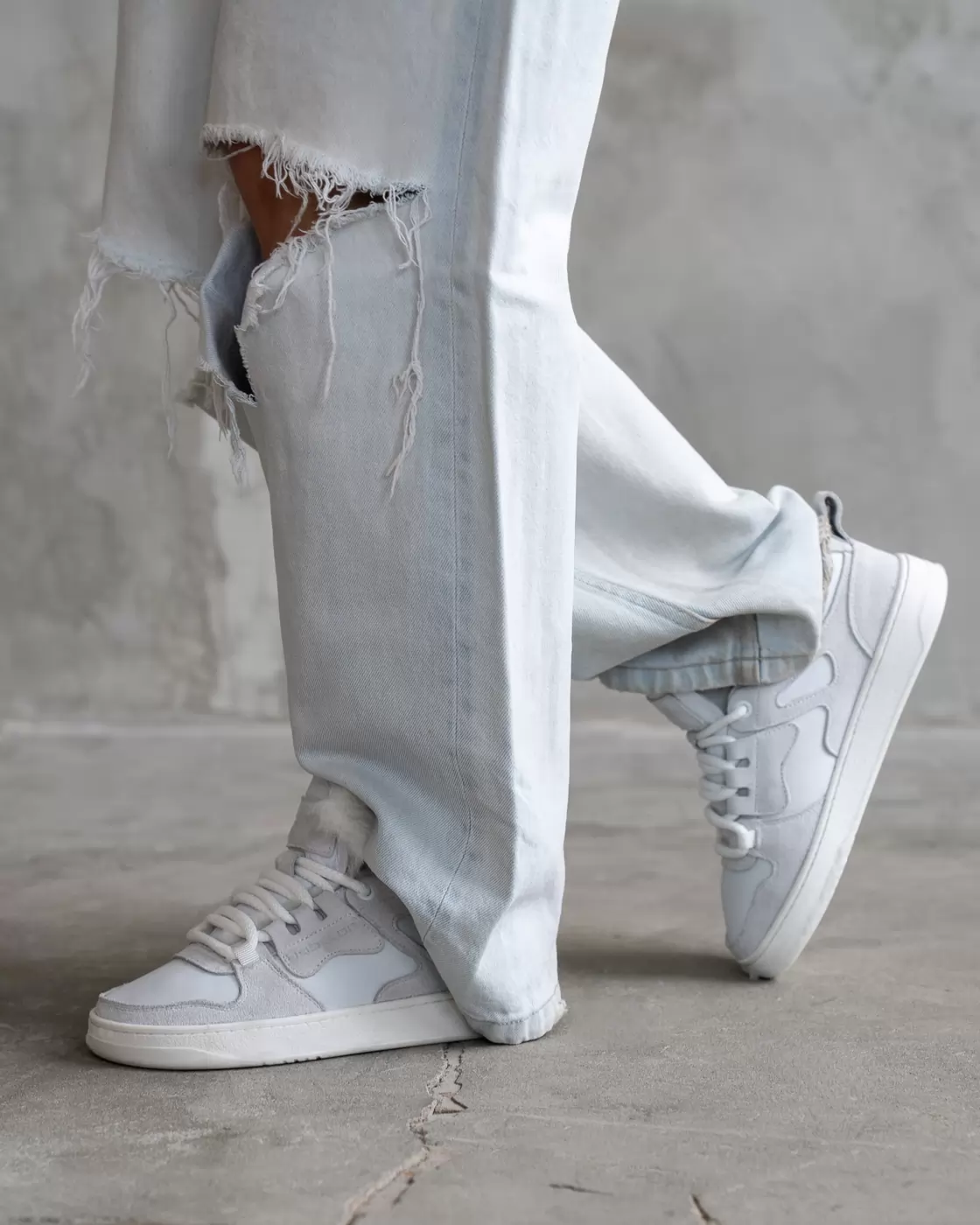 Women's sneakers