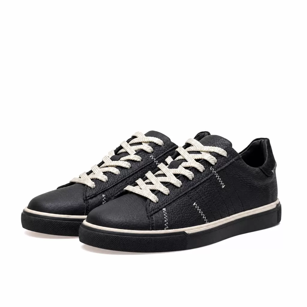 Men's sneakers