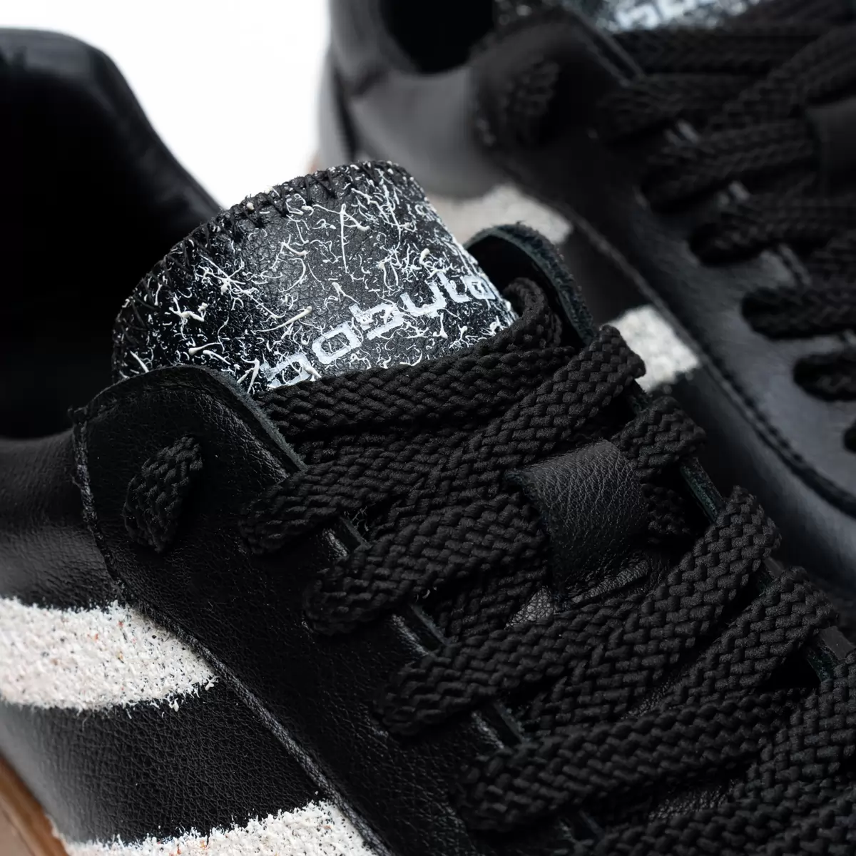 Men's sneakers