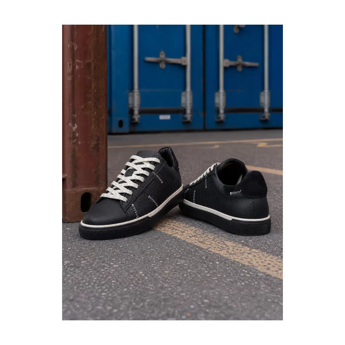 Men's sneakers