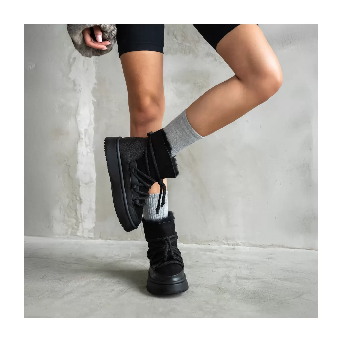 Women's Ugg boots.