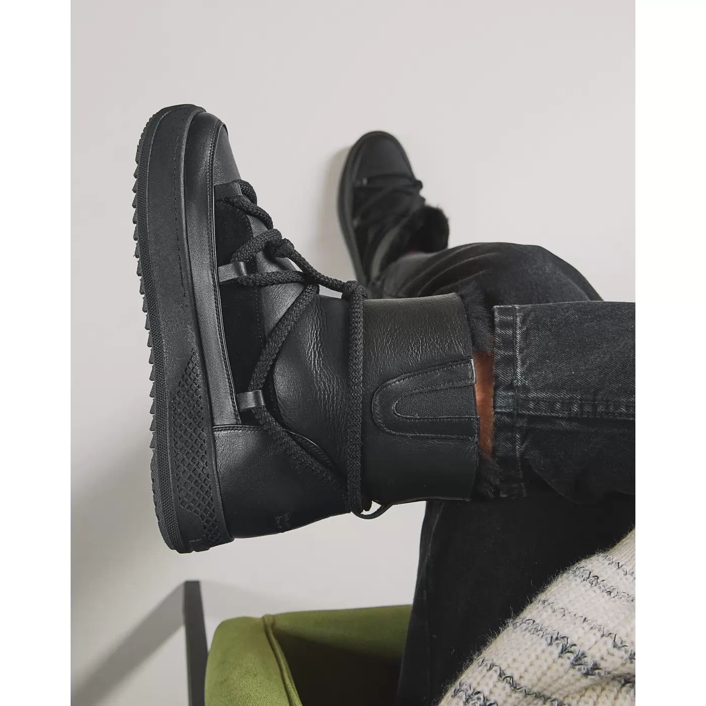 Men's Ugg boots.
