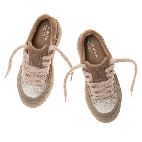 Women's sneakers