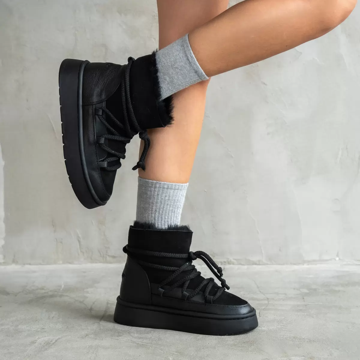 Women's Ugg boots.