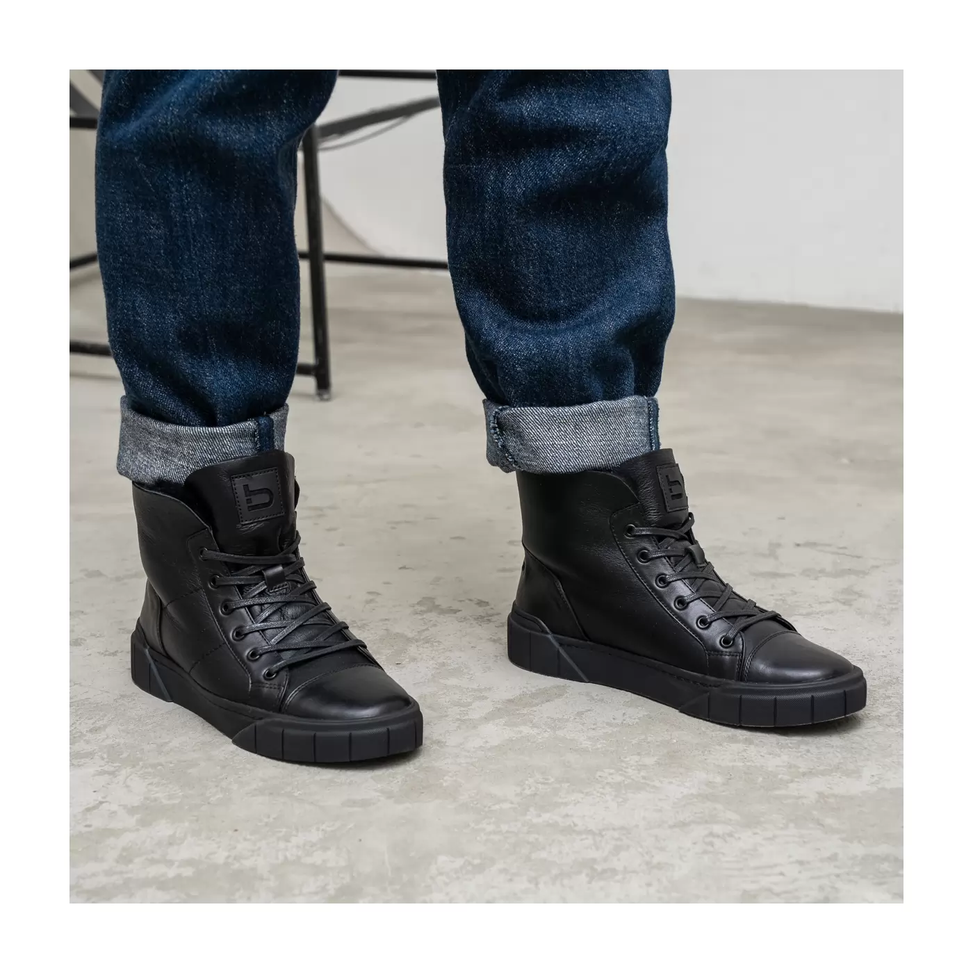 Men's Ugg boots.