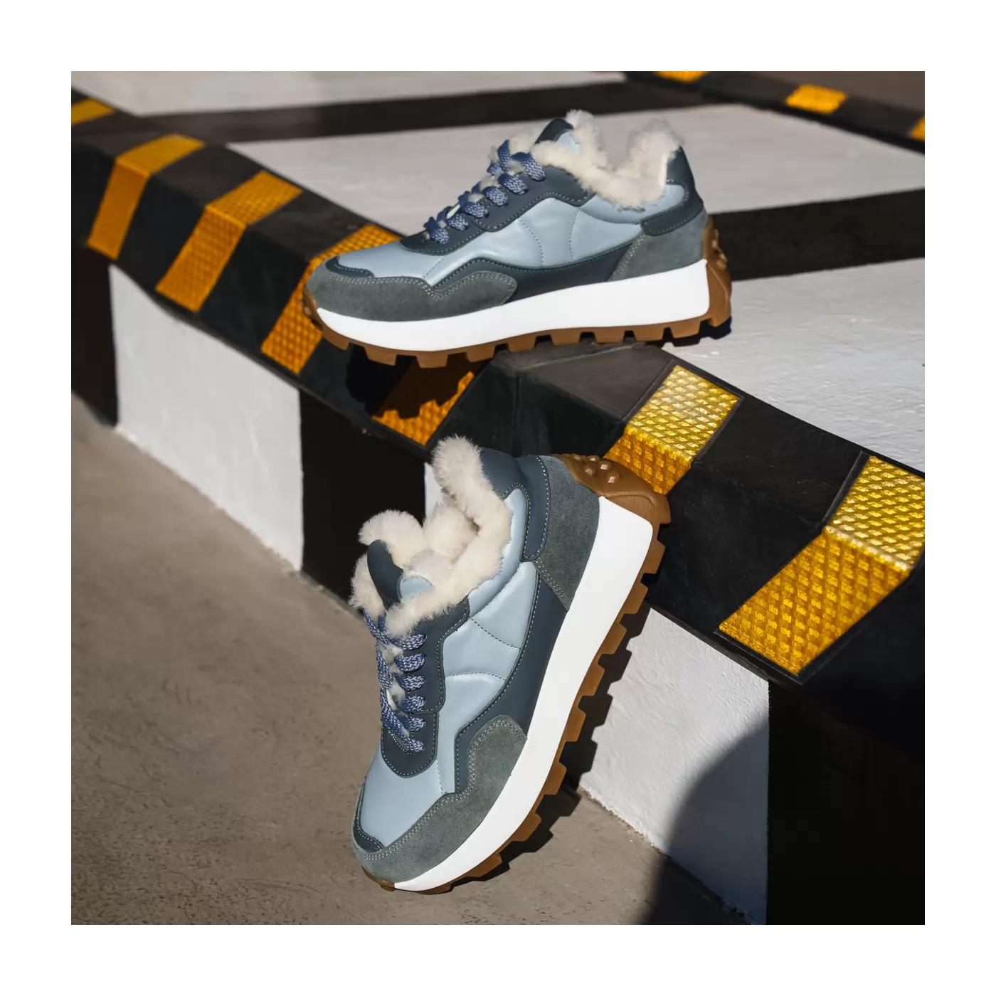 Women's sneakers