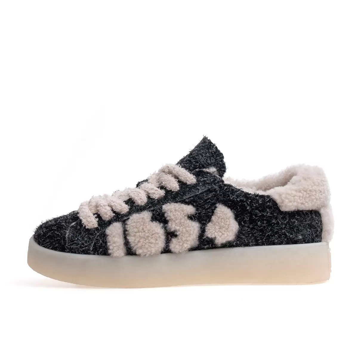 Women's sneakers