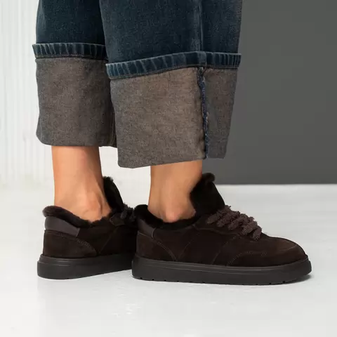 Women's sneakers