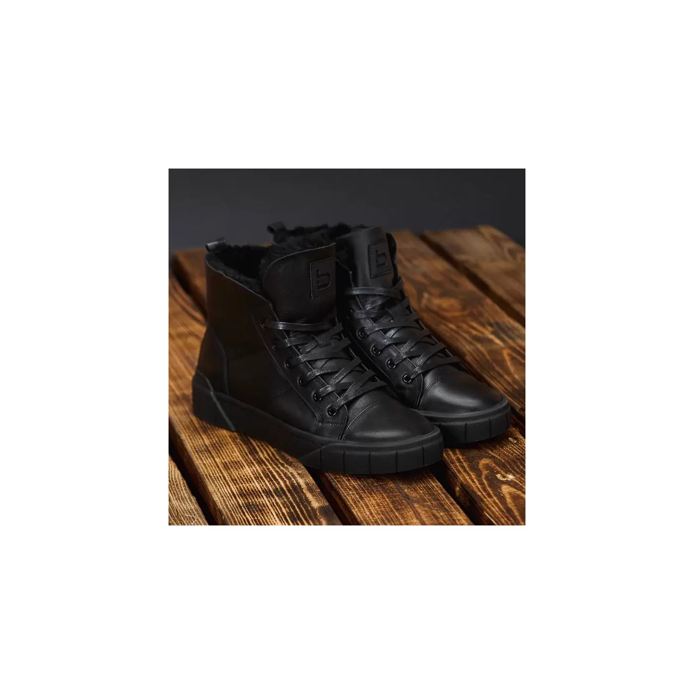 Men's Ugg boots.