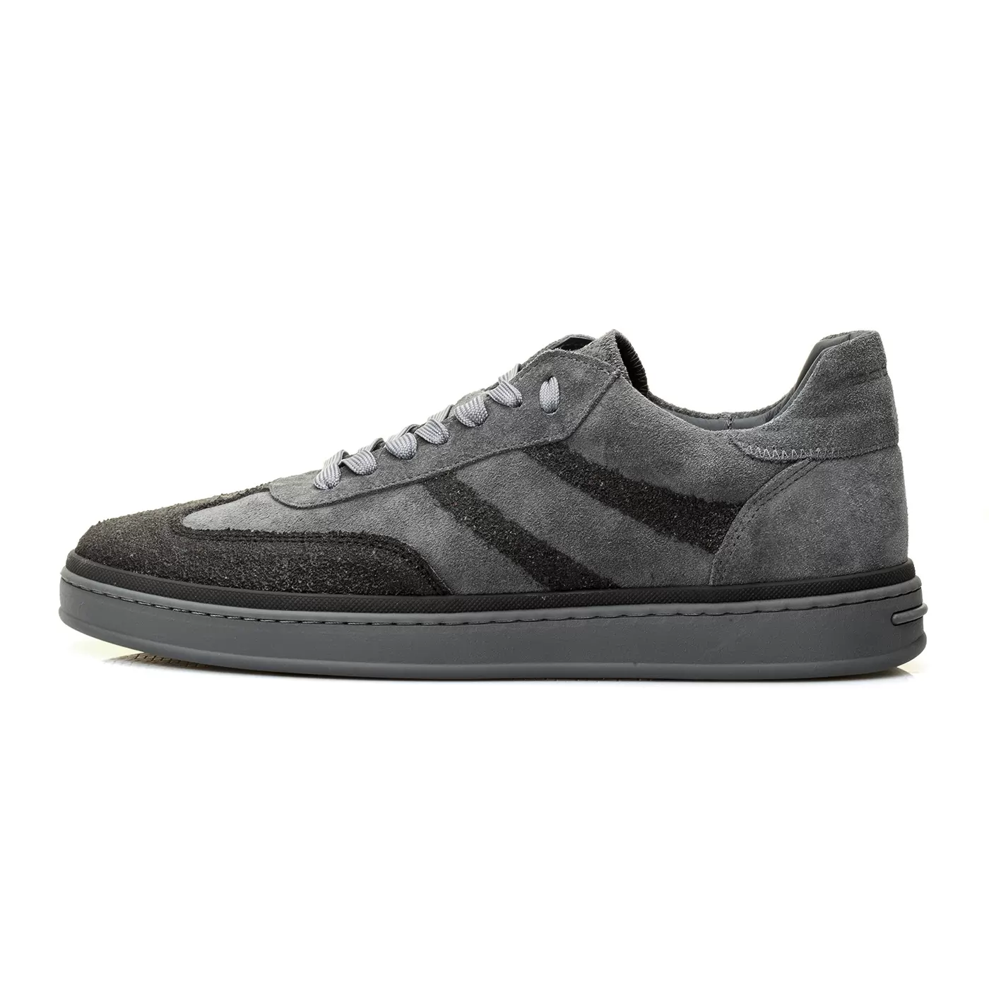 Men's sneakers