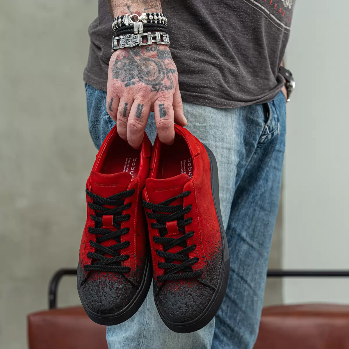Men's sneakers