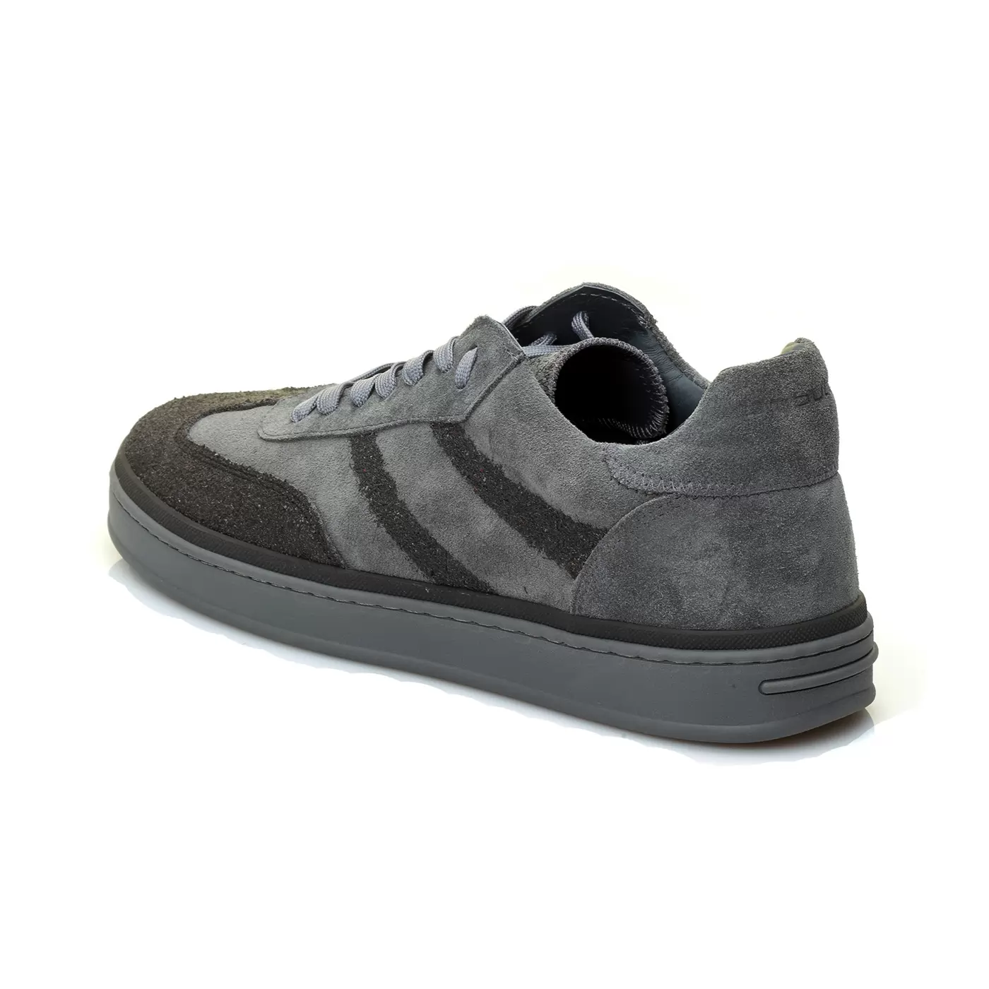 Men's sneakers