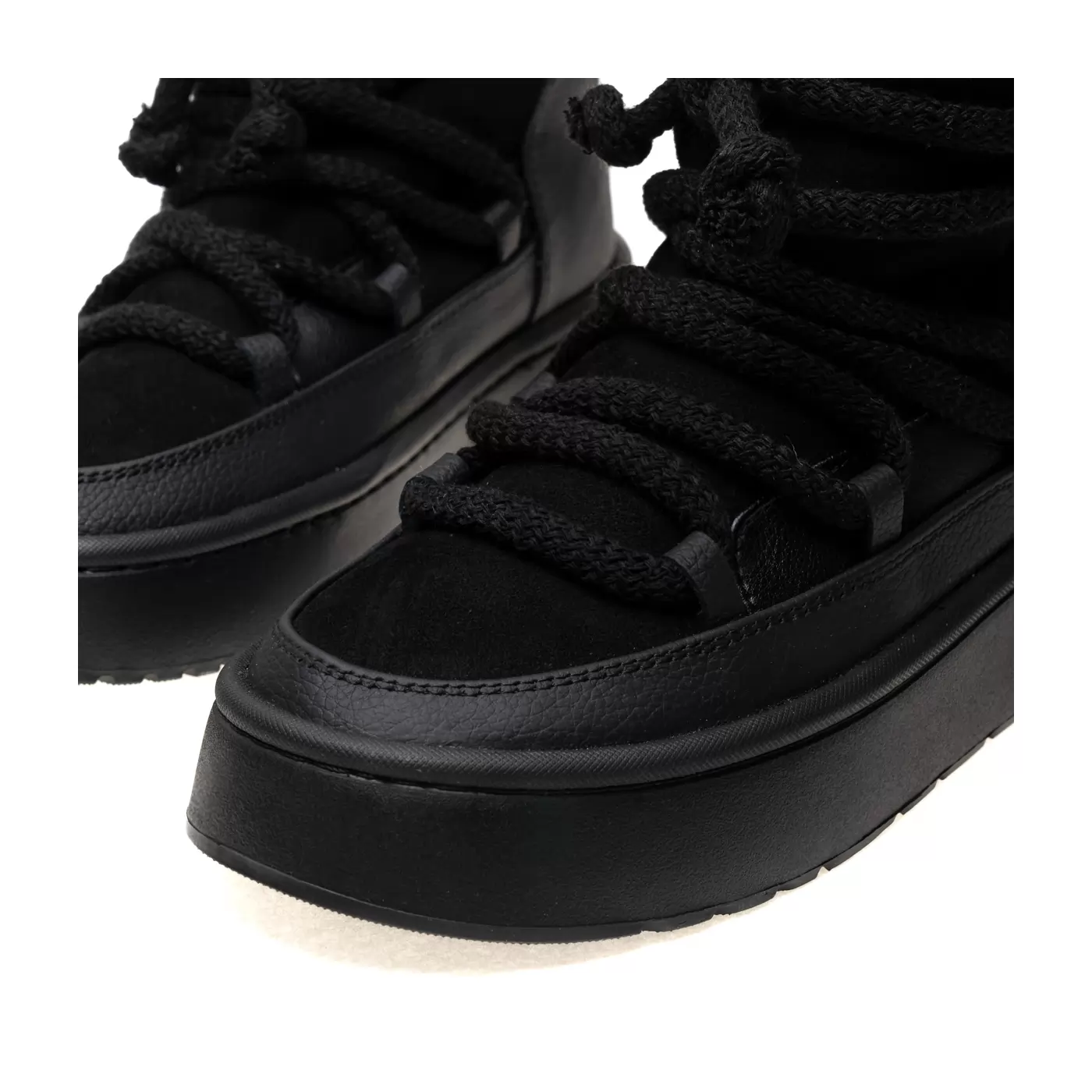 Women's Ugg boots.