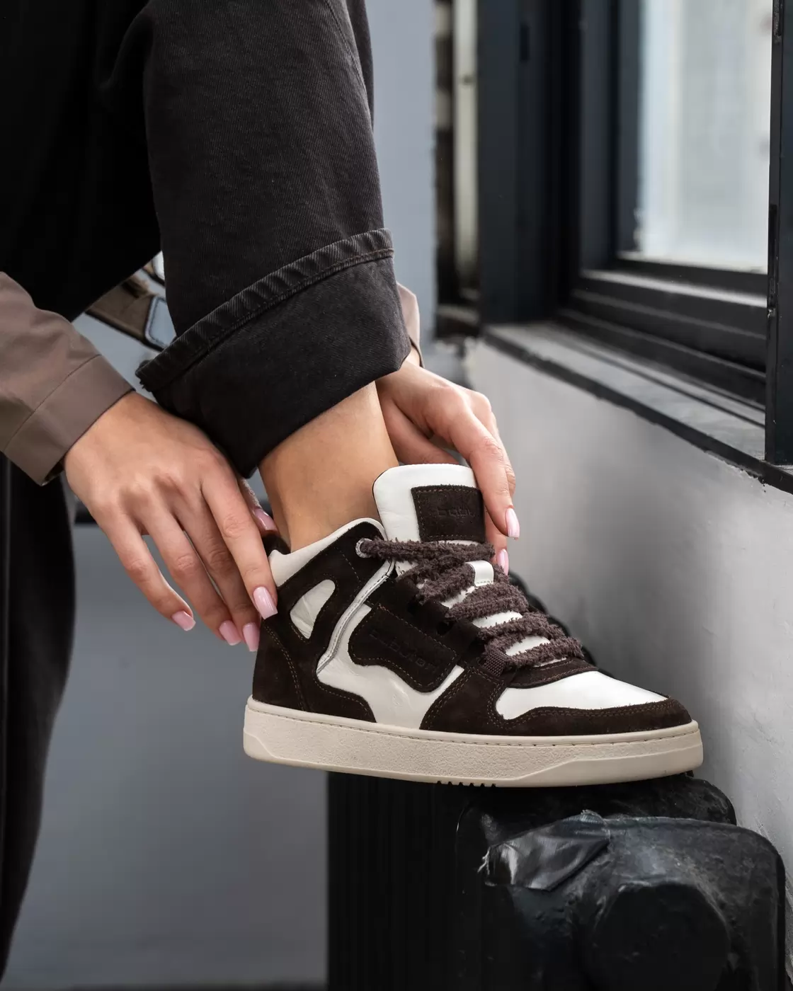 Women's sneakers