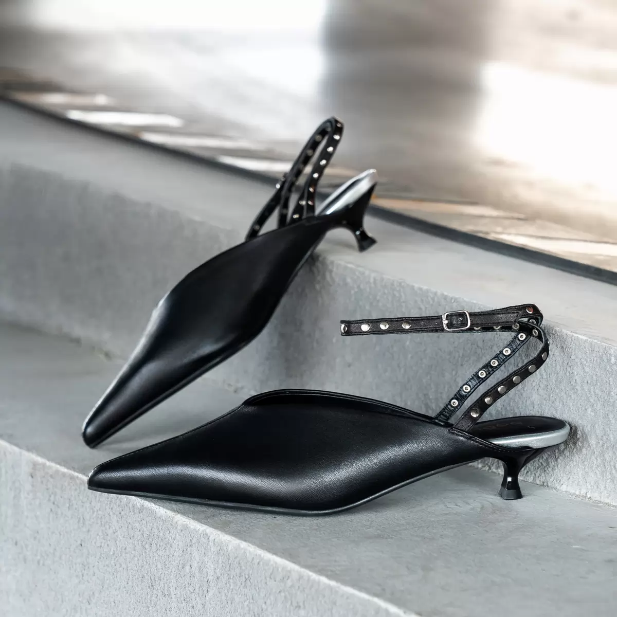 Women's sandals