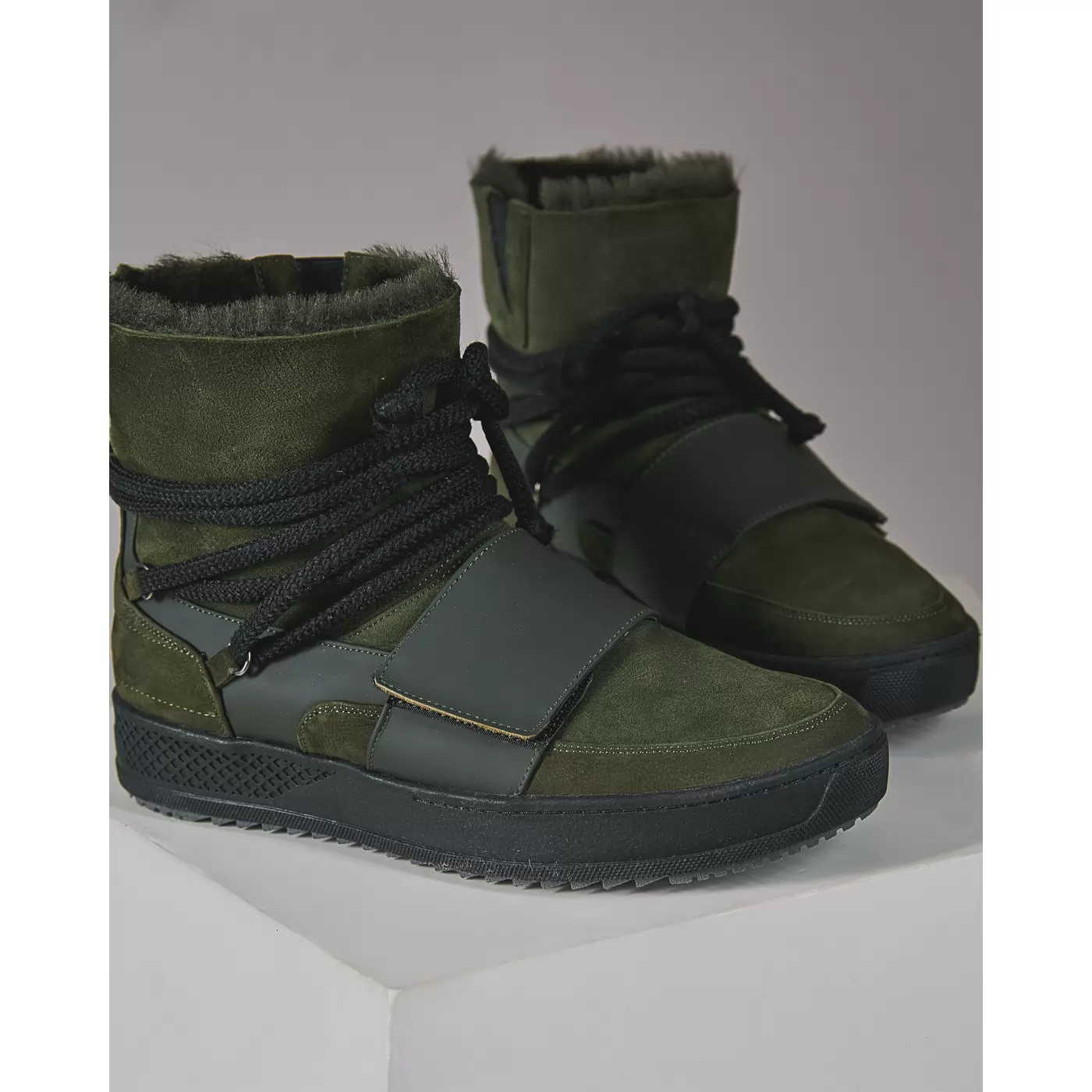 Men's Ugg boots.