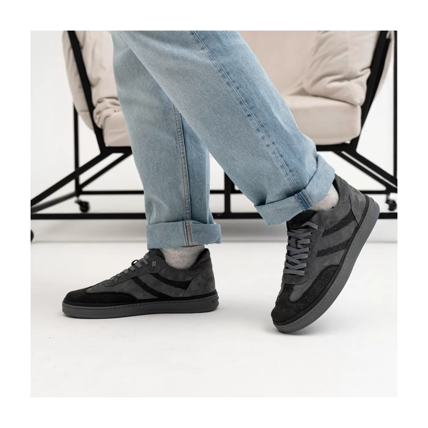 Men's sneakers