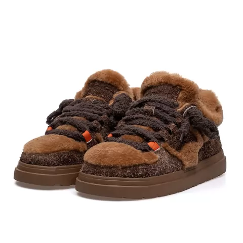 Women's sneakers