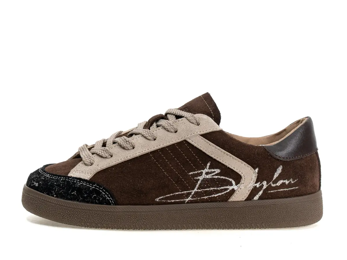 Babylon Flow-14 women's nubuck sneakers with a coated toe, side view