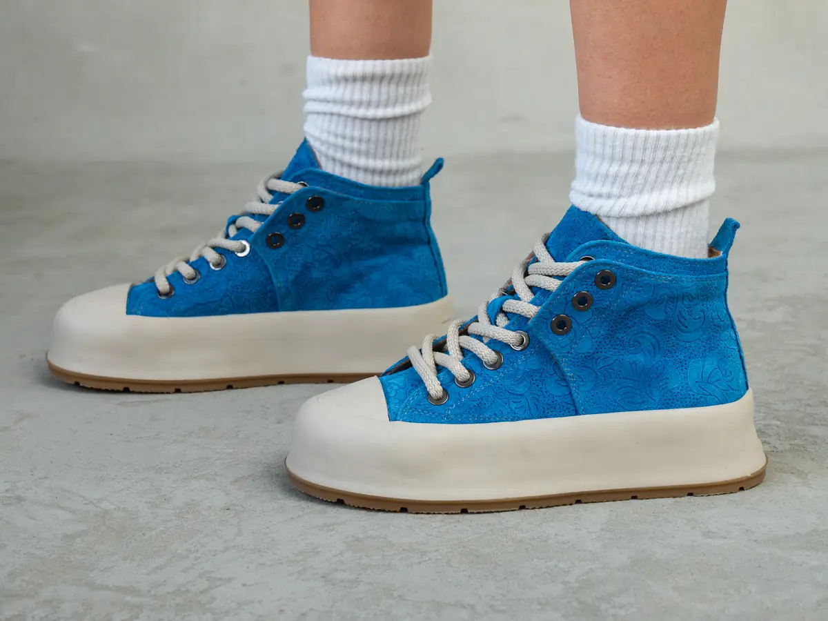 Babylon Velour-13 blue nubuck high-top platform sneakers